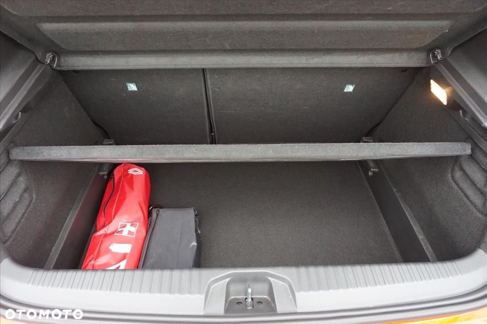 Renault Clio 1.0 TCe Evolution - 19