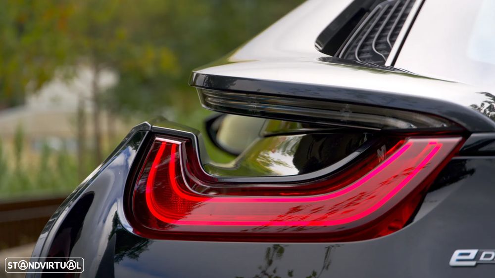 BMW i8 - 8