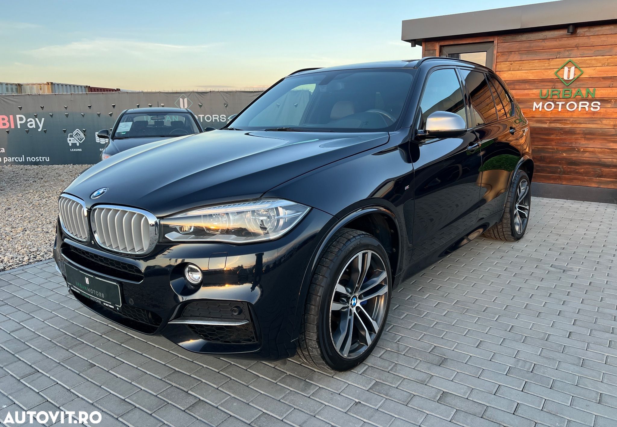 BMW X5 M M50d Sport-Aut. - 1