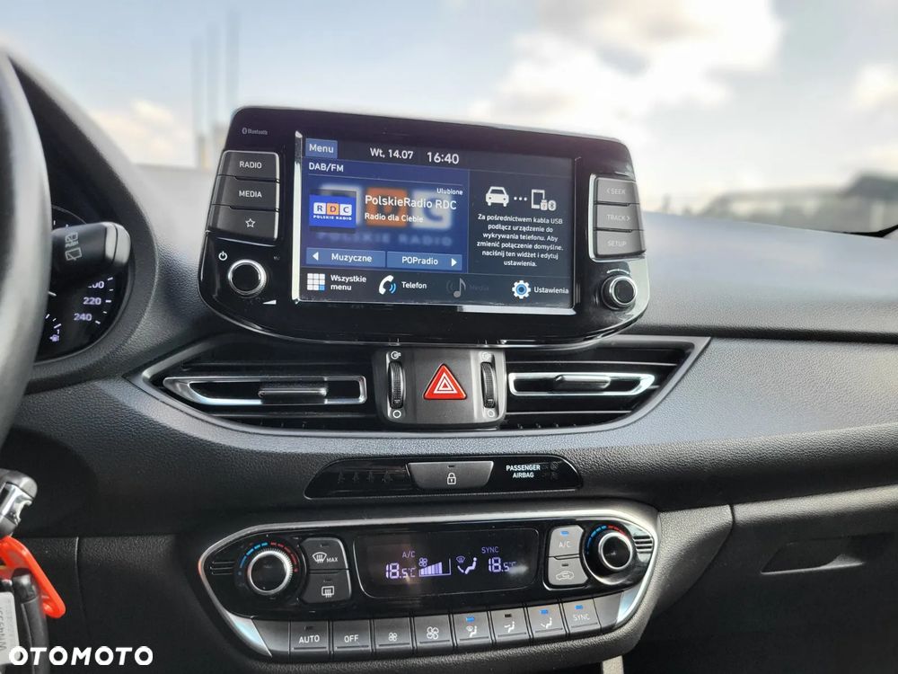 Hyundai i30 1.6 D Comfort - 12