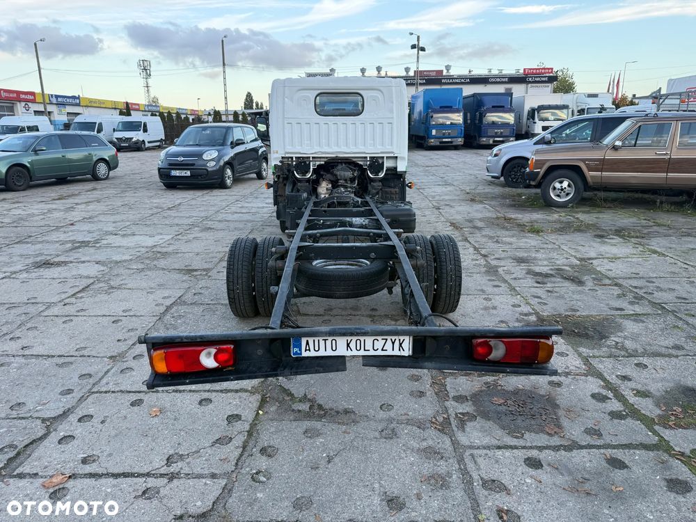 Nissan Cabstar - 5