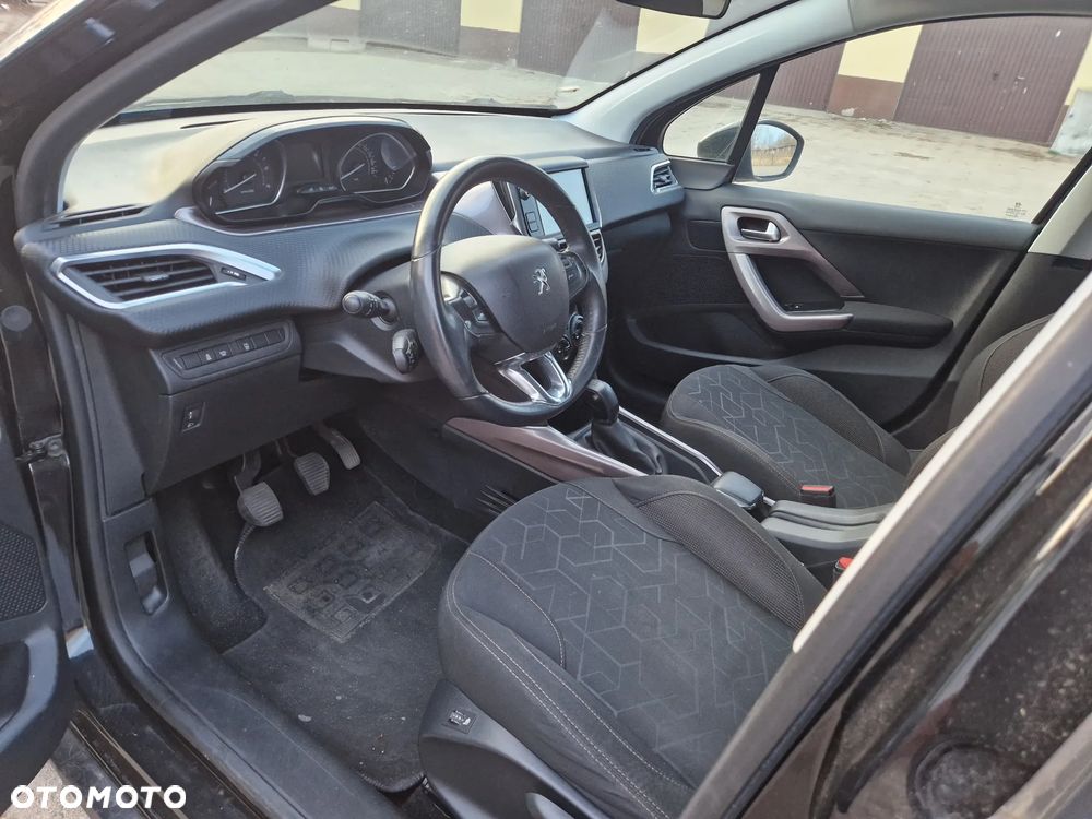 Peugeot 2008 e-HDi FAP 92 STOP & START Allure - 7