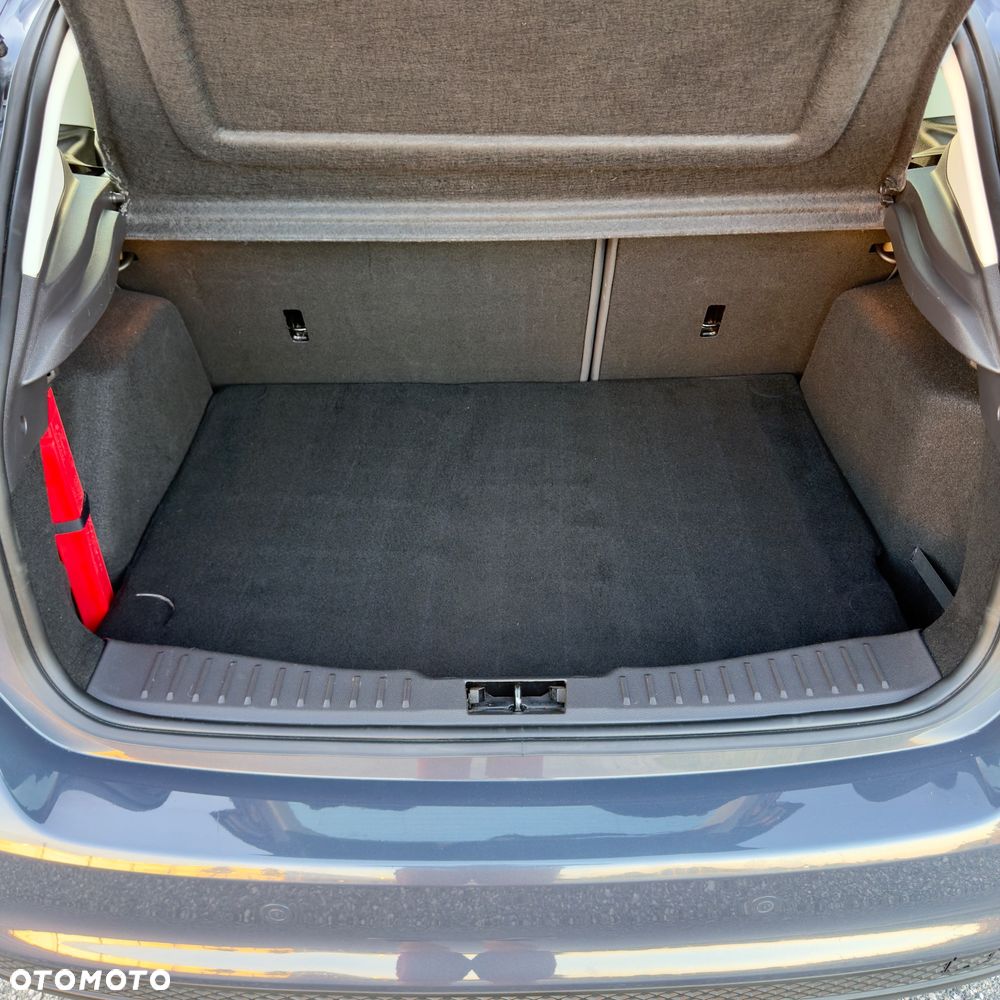 Ford Focus 1.6 Titanium - 17