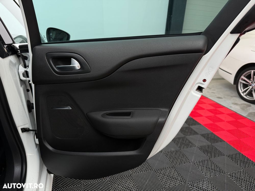 Citroën DS4 PureTech 130 Stop&Start SoChic - 23