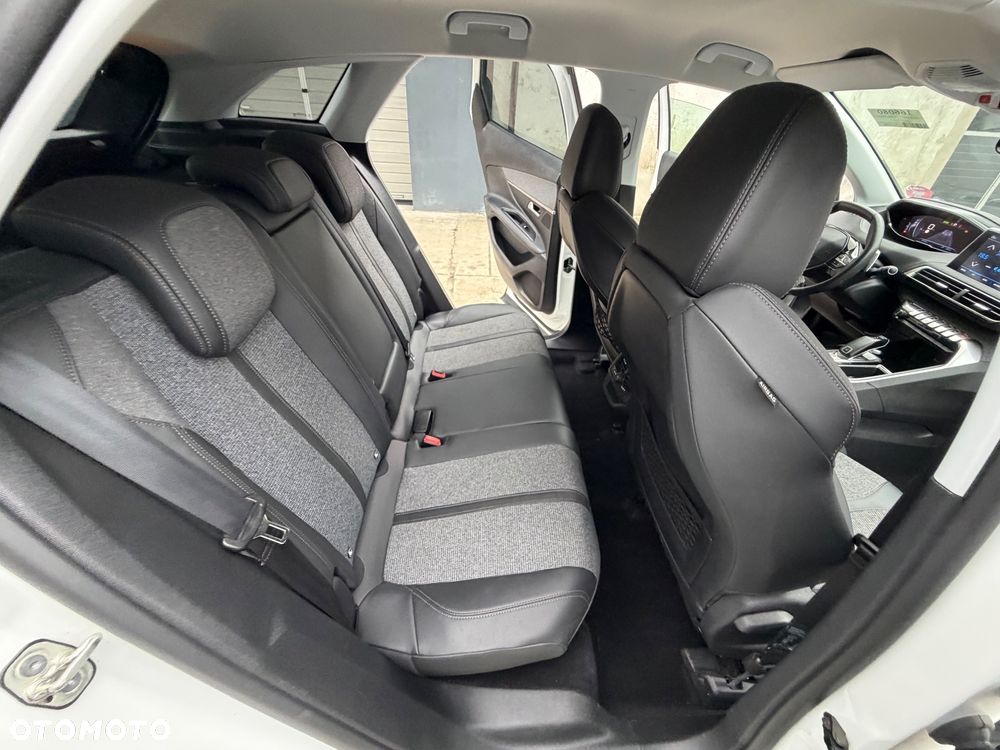 Peugeot 3008 PureTech 130 Stop & Start GPF EAT8 Allure - 10