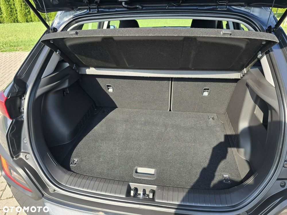 Hyundai Kona - 17