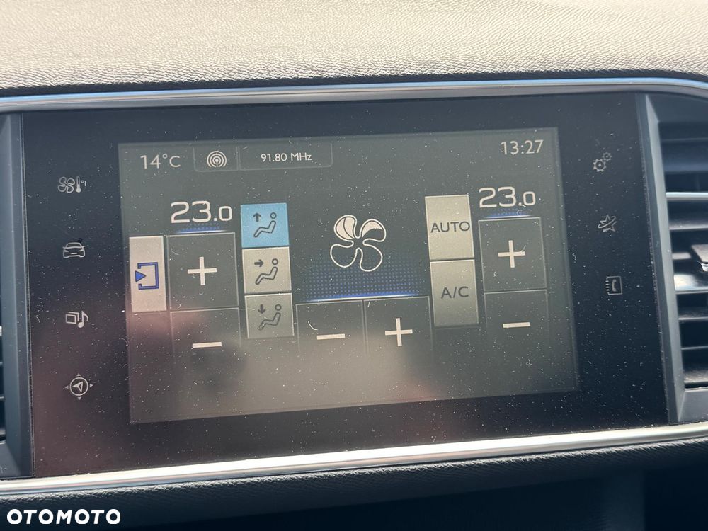 Peugeot 308 e-HDi 115 Stop & Start Niveau 2 Business-Line - 23