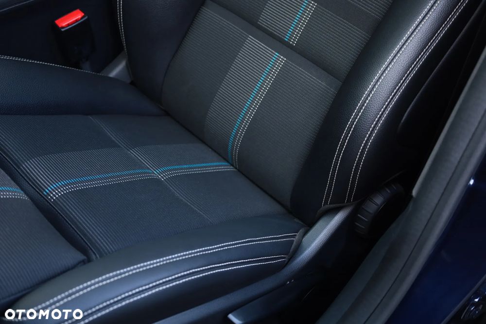 Mercedes-Benz CLA 180 7G-DCT Peak Edition - 24