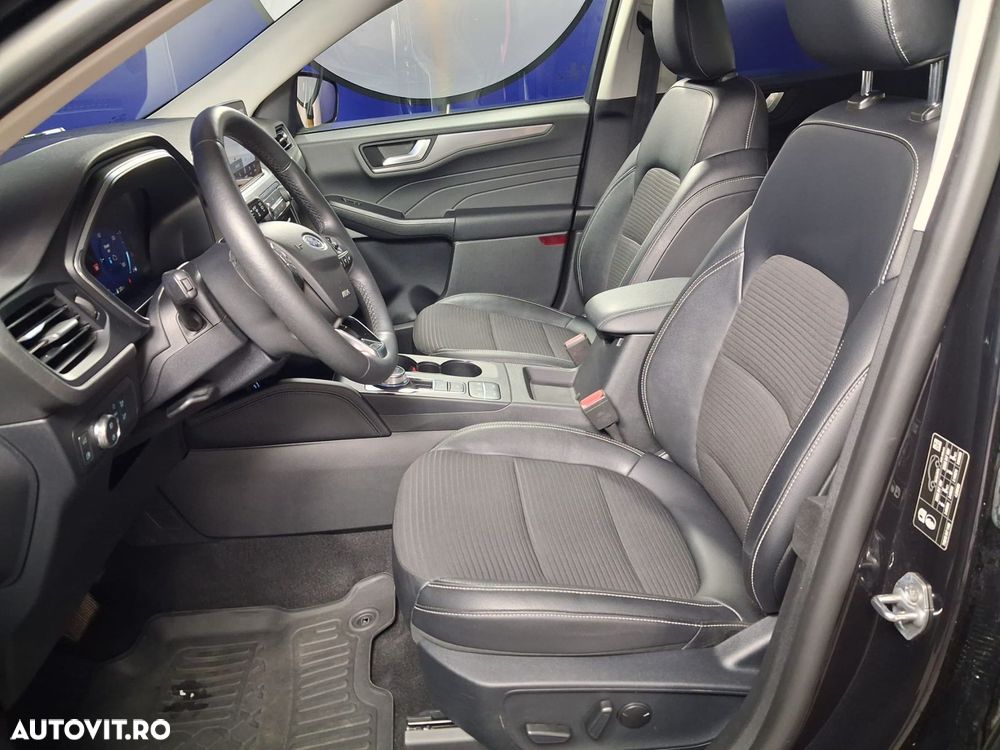Ford Kuga - 11