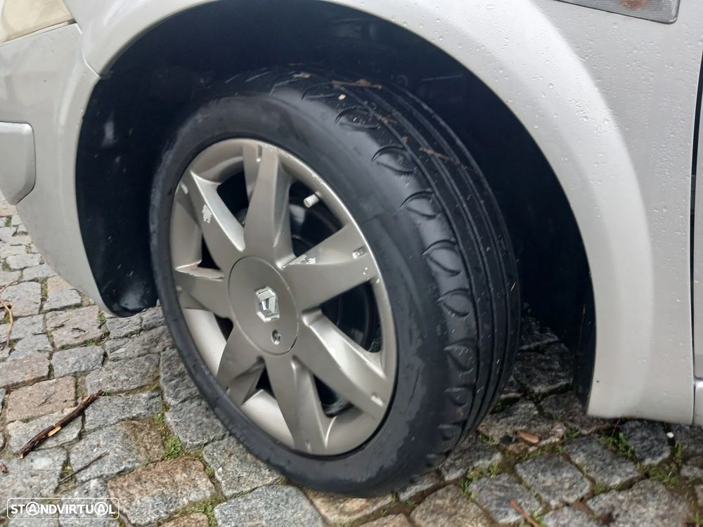 Renault Mégane CC 1.5 dCi Extreme - 19