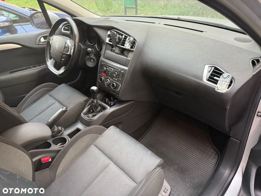 Citroën C4 1.6 VTi Attraction - 10