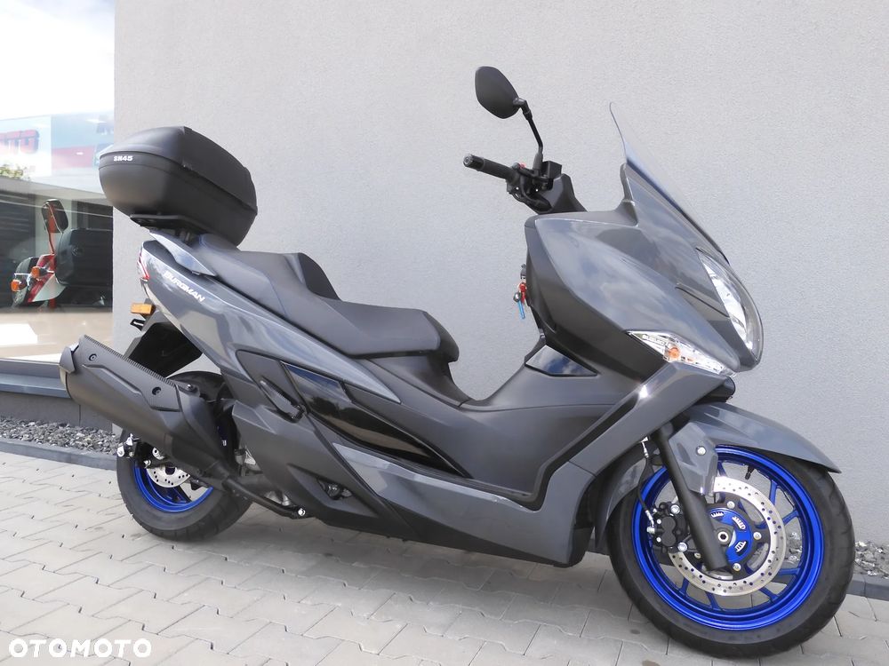 Suzuki Burgman - 20
