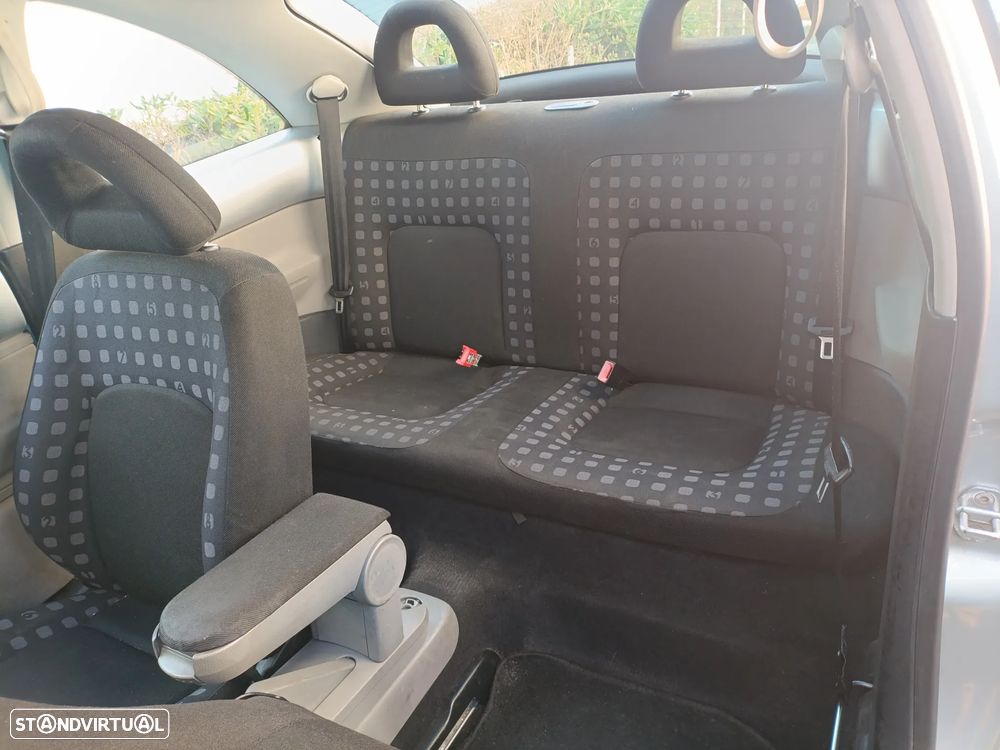 VW New Beetle 1.4 - 3