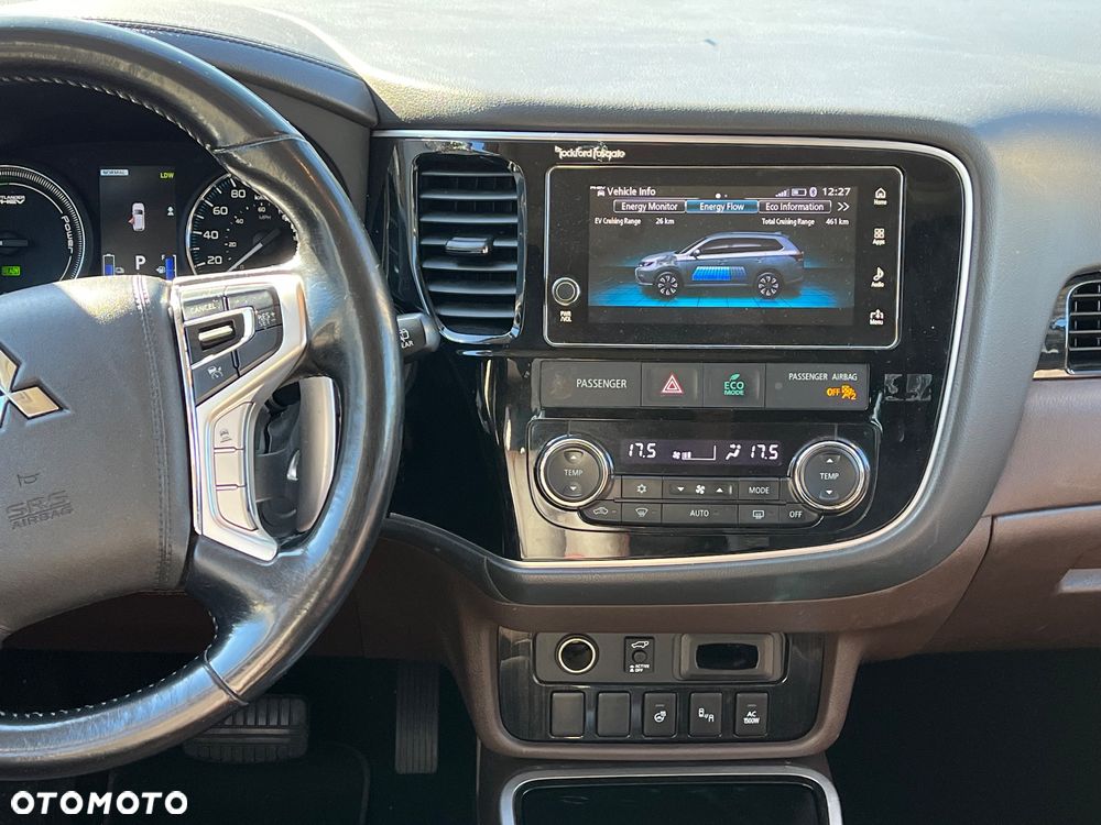 Mitsubishi Outlander - 7