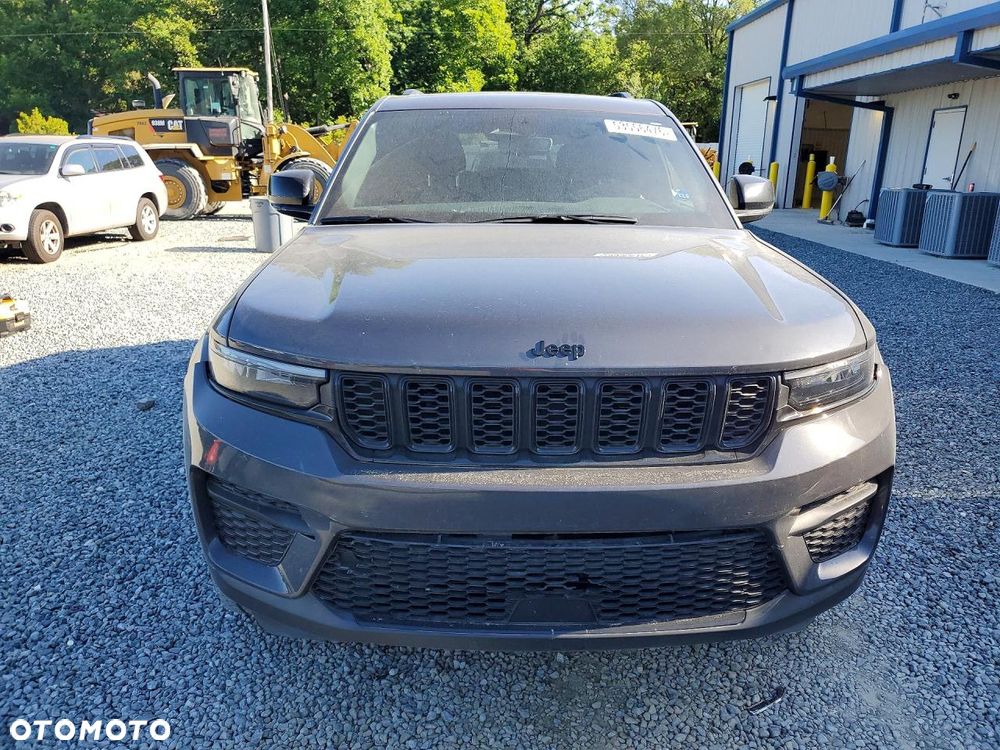 Jeep Grand Cherokee - 6