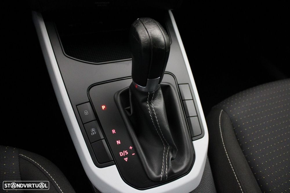 SEAT Arona 1.0 TSI Style DSG - 24