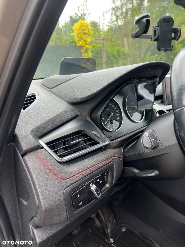 BMW Seria 2 218i Sport Line - 3