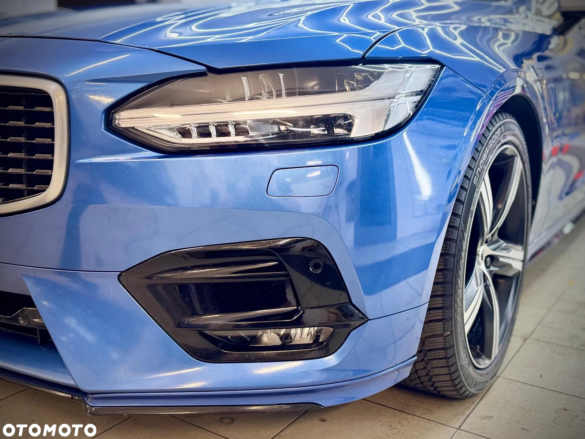 Volvo V90 D5 AWD R-Design - 3