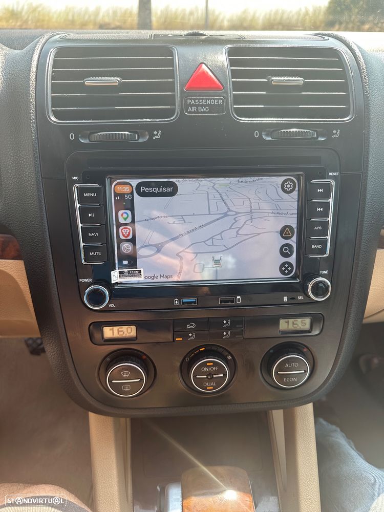 VW Jetta - 13