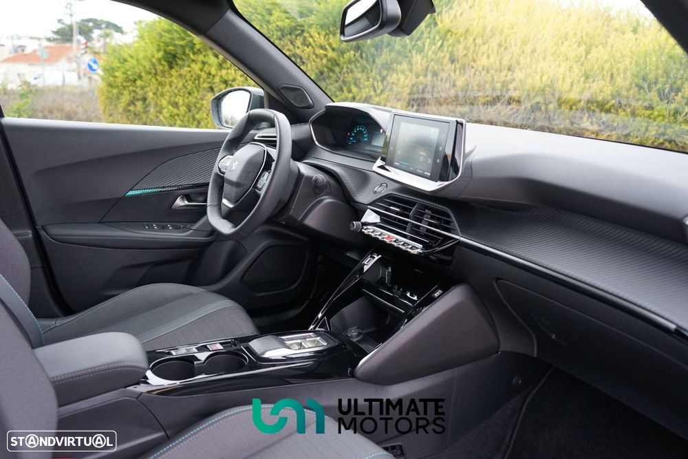 Peugeot e-2008 50 kWh Allure — fotografia 8