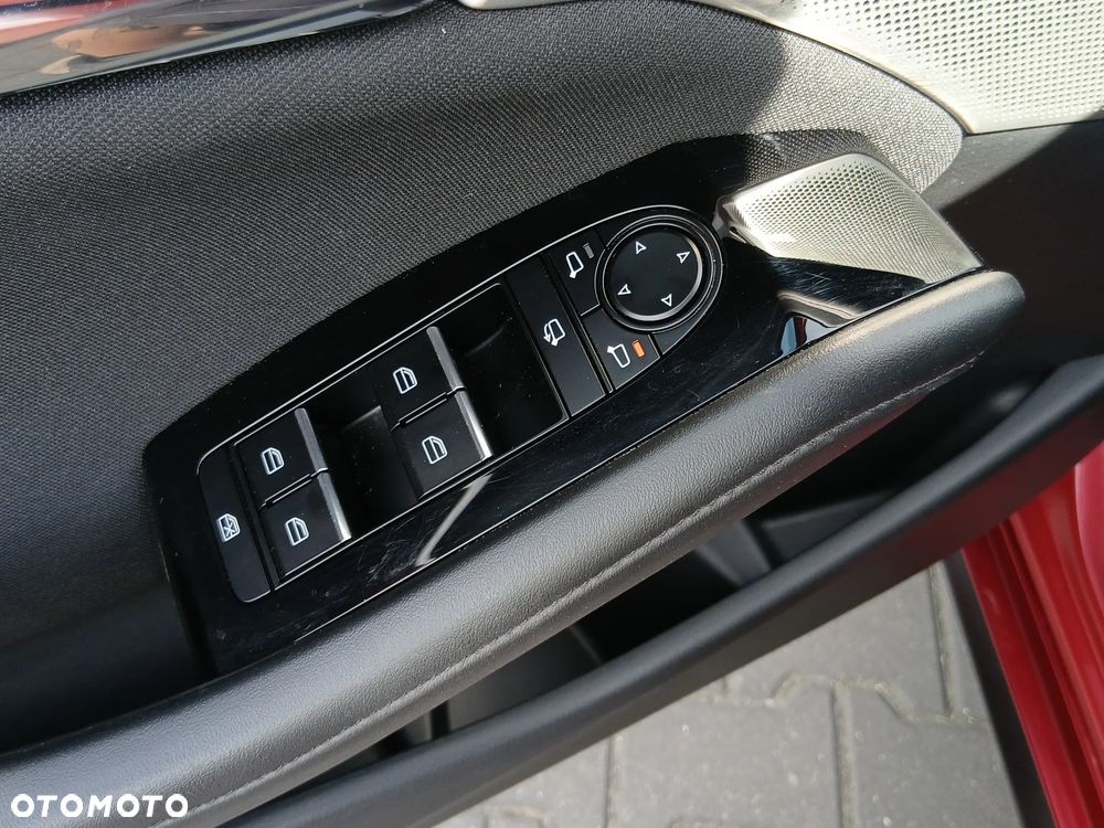 Mazda 3 2.0 mHEV Exclusive-Line - 17