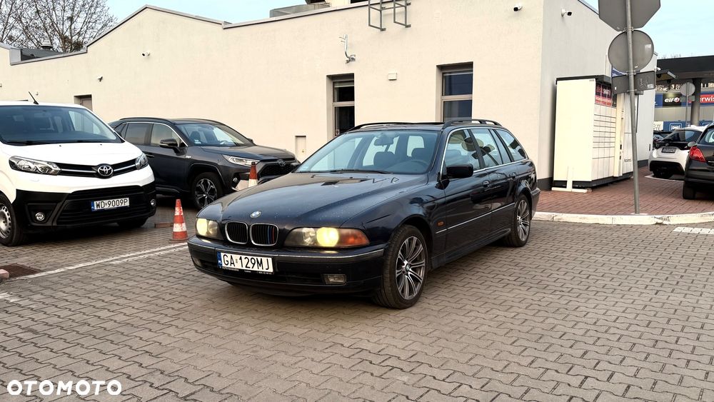 BMW Seria 5 - 1