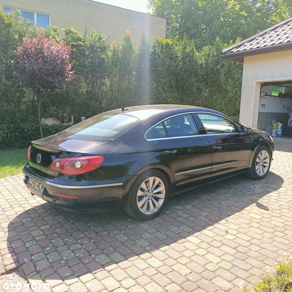 Volkswagen Passat CC - 4
