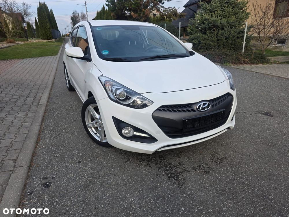 Hyundai i30 1.4 Fifa World Cup Edition - 30