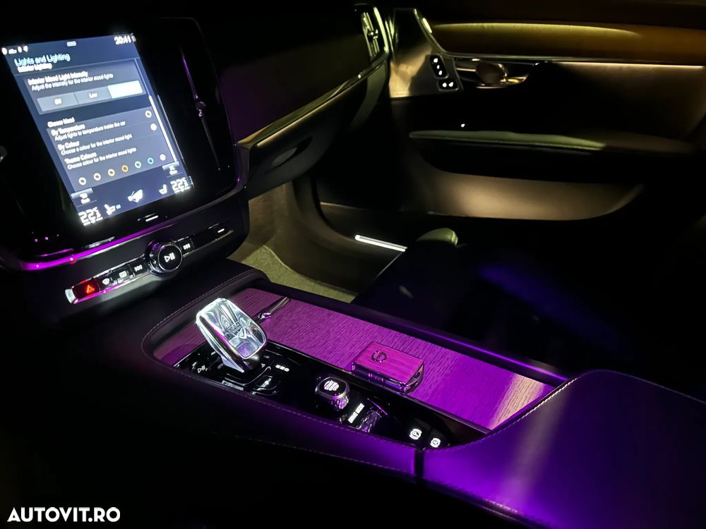 Volvo V90 B6 MHEV AT AWD Ultimate Bright - 39