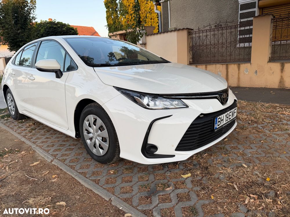 Toyota Corolla - 2