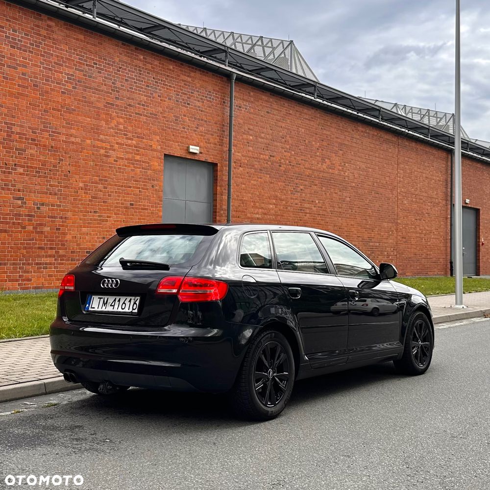Audi A3 Sportback 1.8 TFSI Attraction - 7