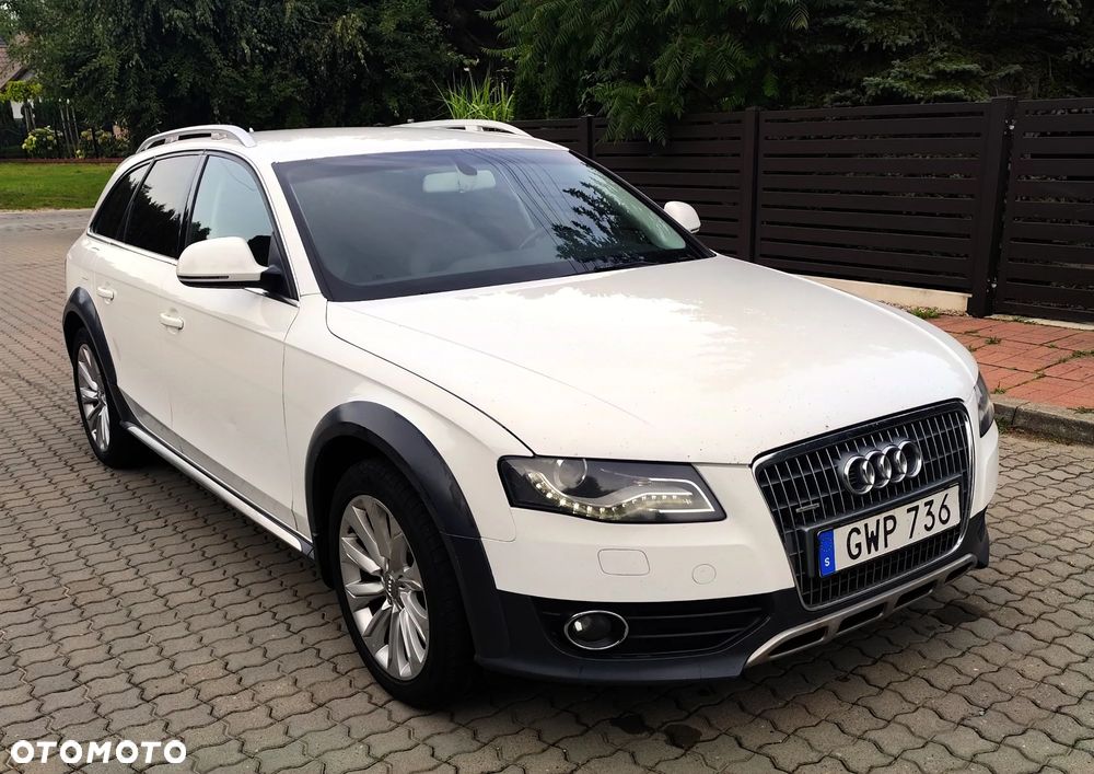 Audi A4 Allroad 2011 photo 2