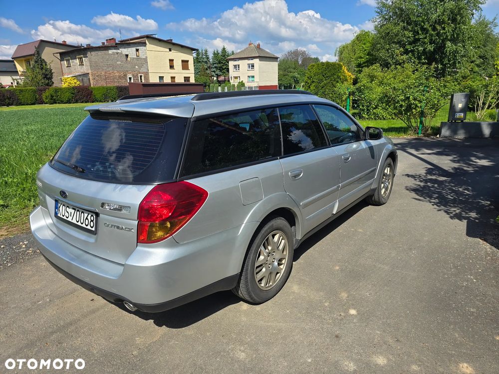Subaru Outback 2.5i Comf AT - 4