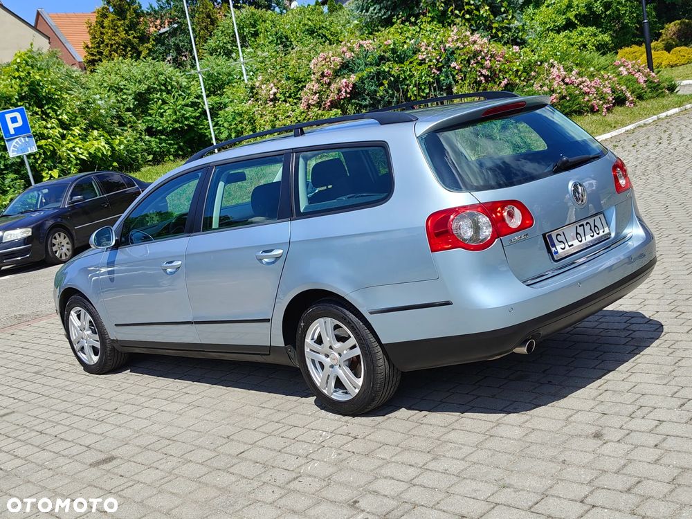 Volkswagen Passat 1.6 Comfortline - 13