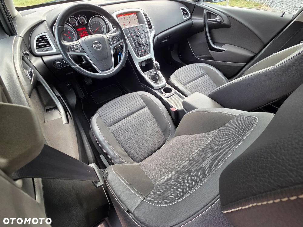 Opel Astra 1.6 D (CDTI) Start/Stop Innovation - 28