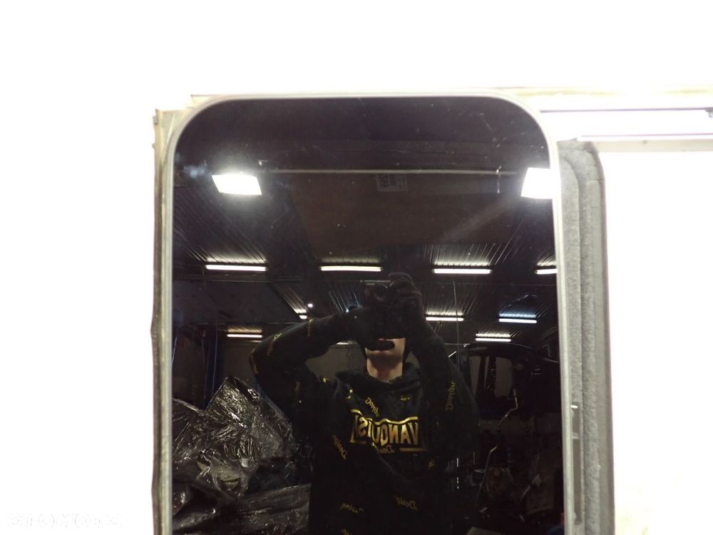 SZYBERDACH INFINITI M37X - 5