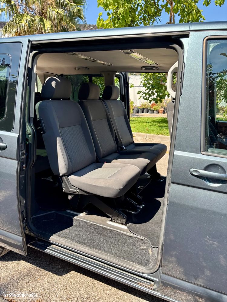 VW Caravelle 2.5 TDi Extra AC 9L - 11