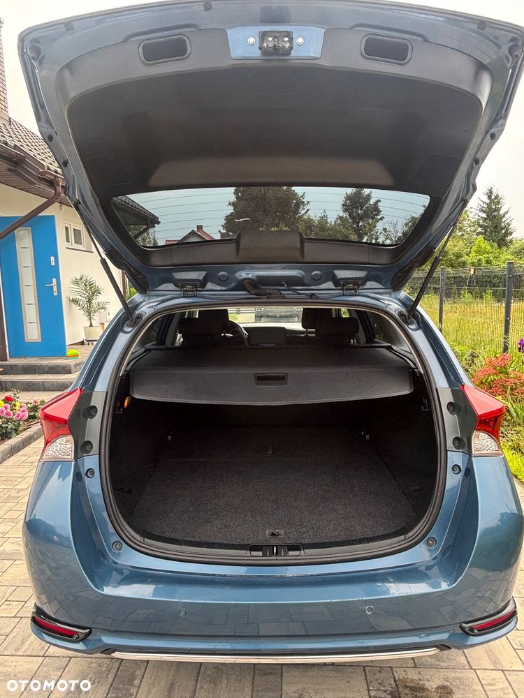Toyota Auris 1.6 Premium - 7