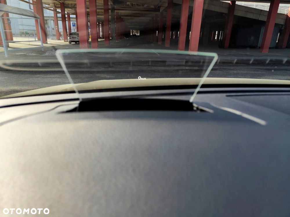 Volkswagen Arteon 2.0 TDI SCR DSG Elegance - 32