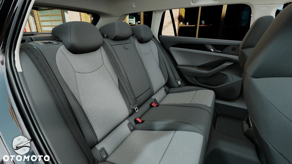 Volkswagen Passat - 15