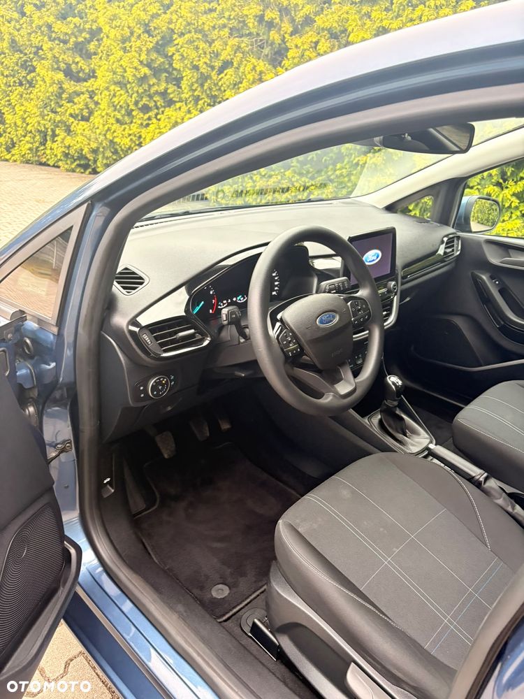 Ford Fiesta - 10
