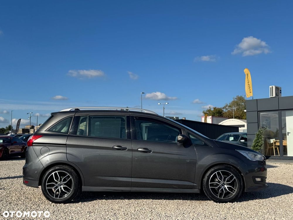 Ford Grand C-MAX - 4