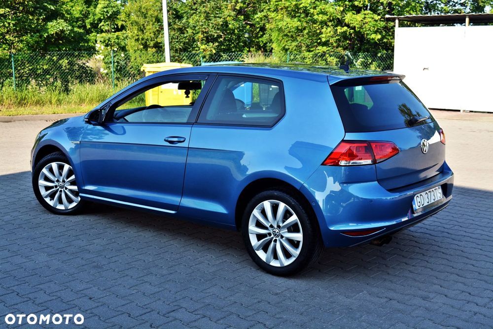 Volkswagen Golf 2.0 BlueTDI Highline - 4
