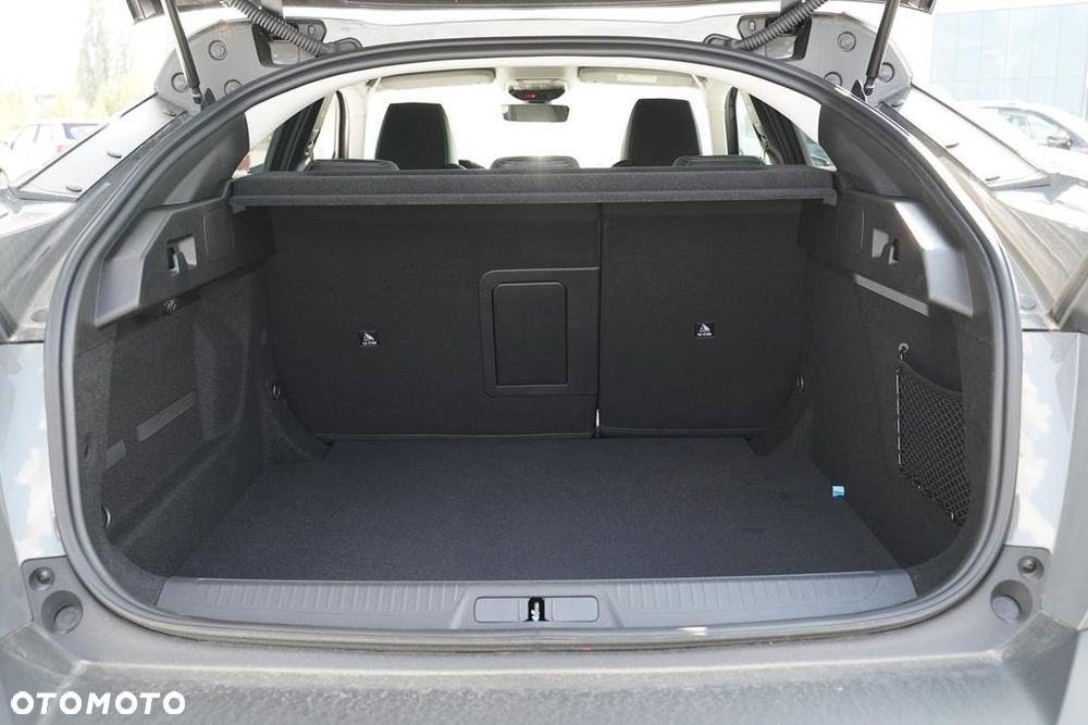 Peugeot 408 1.2 PureTech mHEV Allure S&S e-DSC6 - 7