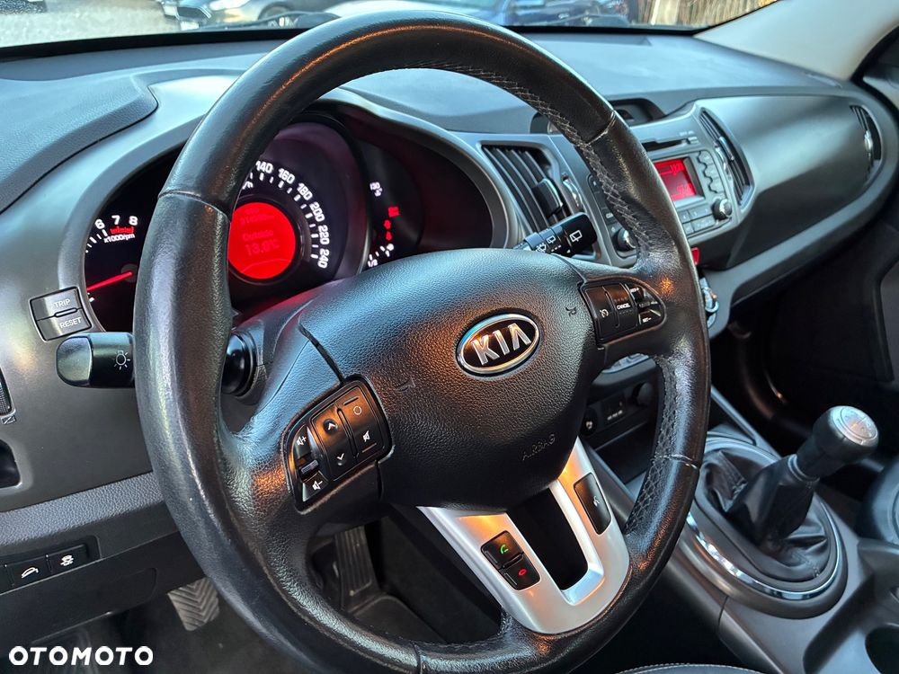 Kia Sportage 2.0 CVVT 2WD Vision - 17