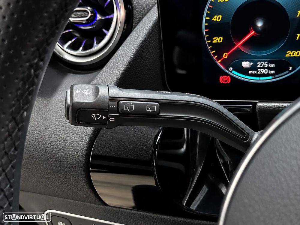 Mercedes-Benz EQA 300 4Matic AMG Line - 31