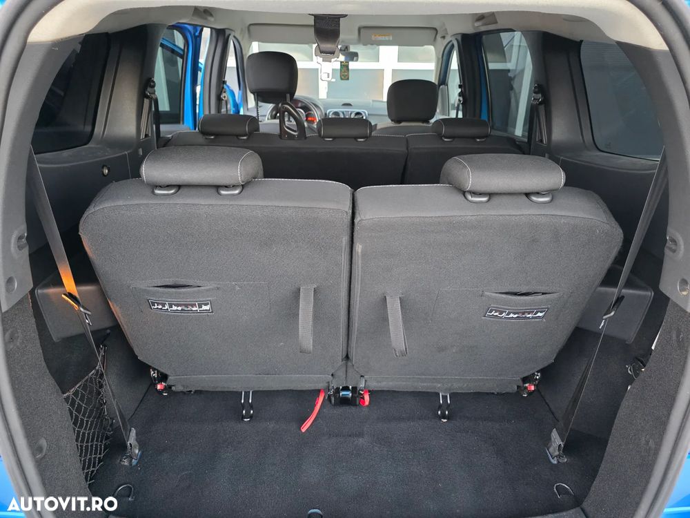 Dacia Lodgy 1.5 Blue dCi Stepway - 19