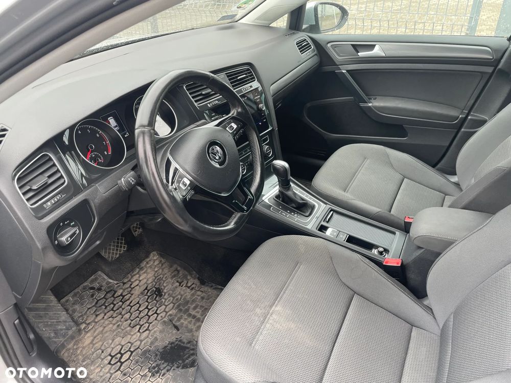 Volkswagen Golf 1.5 TSI BMT Evo Comfortline DSG - 21
