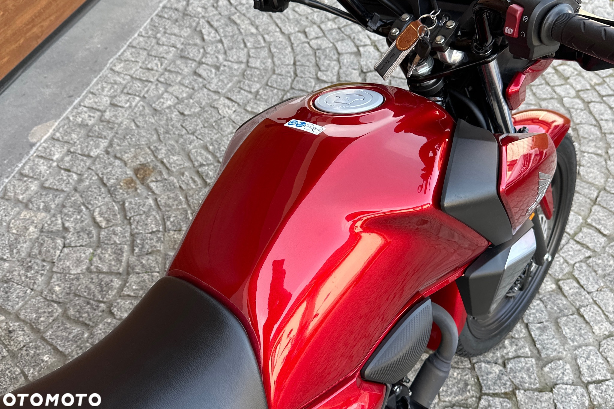 Honda CBF - 10