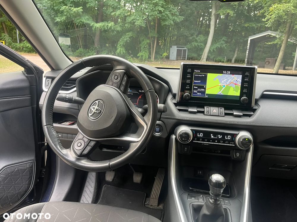 Toyota RAV4 2.0 Comfort 4x2 - 11